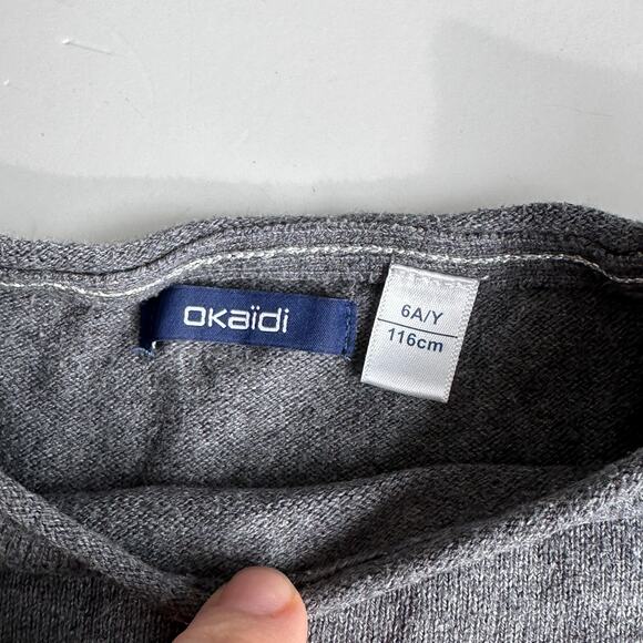 Okaidi Girls Gray Sweater with Sequin Smile - Size 6 - Picture 3 of 4